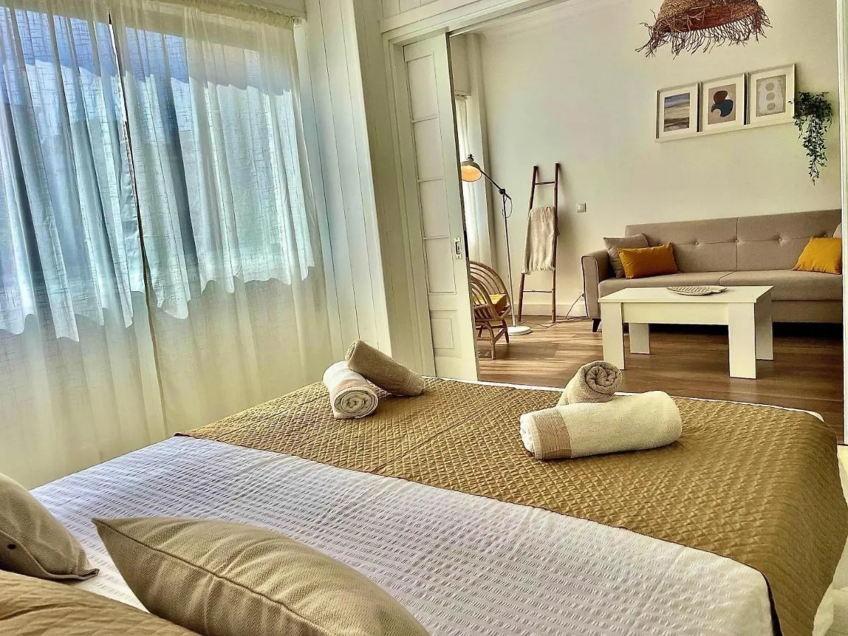 Las Brisas 2 By Sunhousescanarias Las Palmas de Gran Canaria Apartment