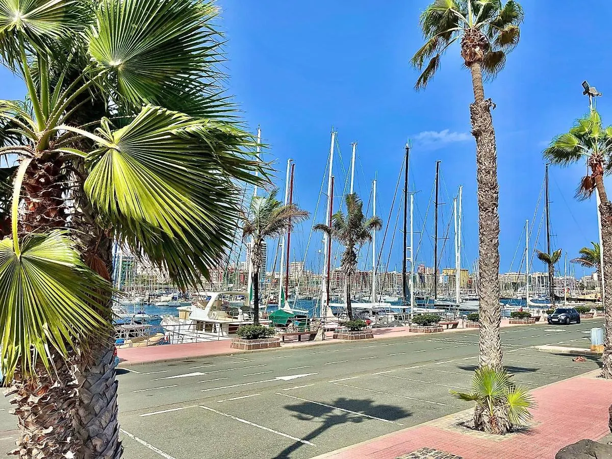 Las Brisas 2 By Sunhousescanarias Las Palmas de Gran Canaria Apartment